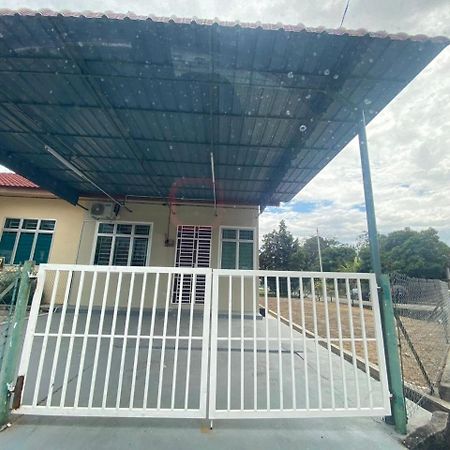 Homestay Rumoh Mok Jitra Exterior photo