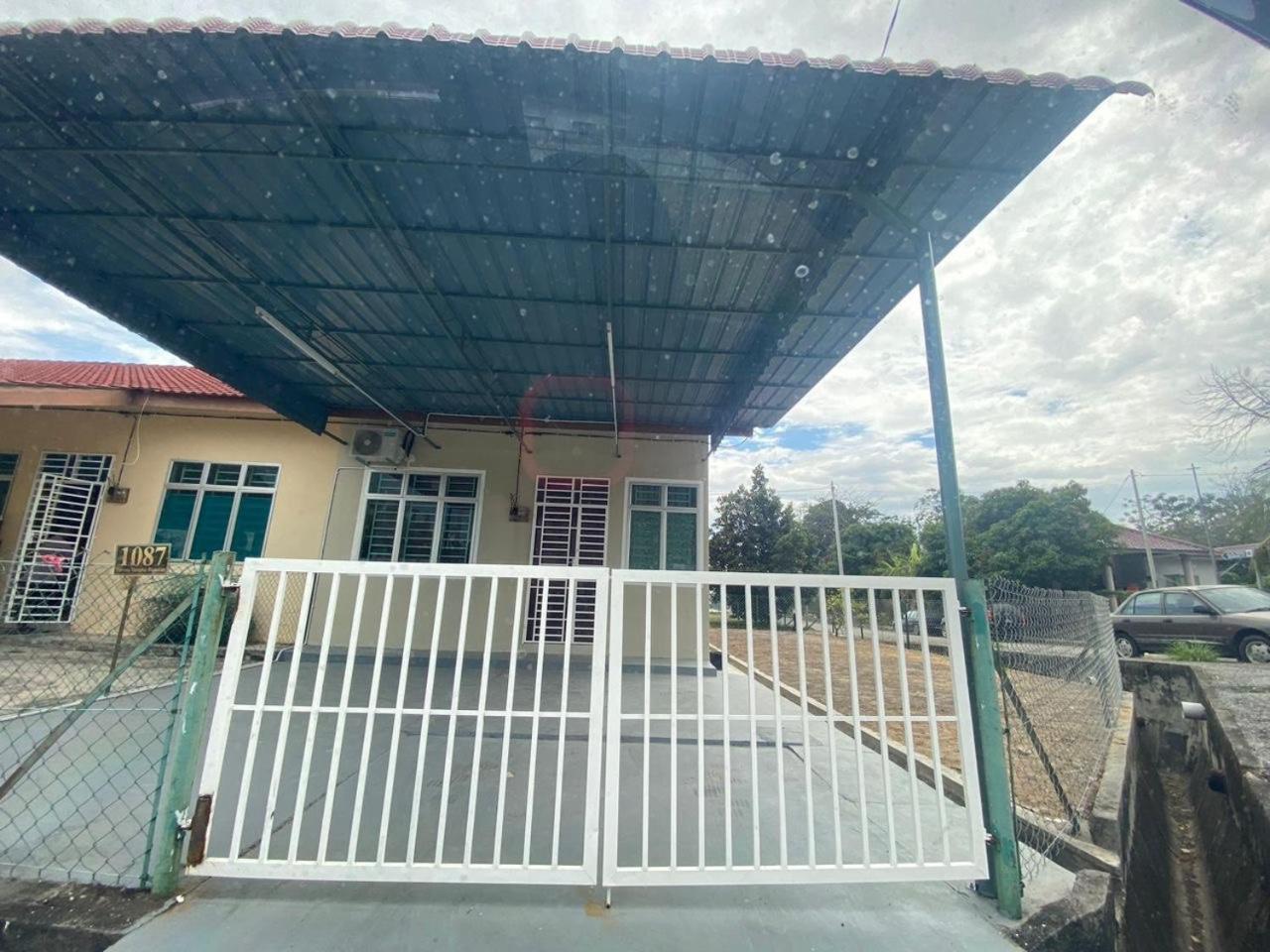 Homestay Rumoh Mok Jitra Exterior photo